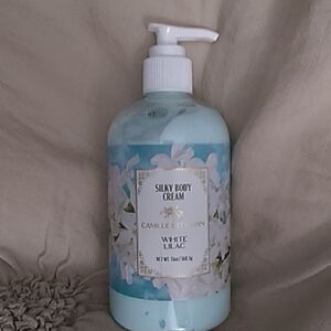 🆕Silky Body Cream - White Lilac